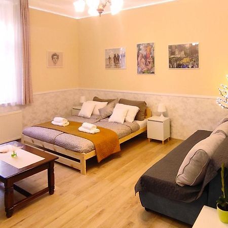 Center Apartman Segedyn Zewnętrze zdjęcie