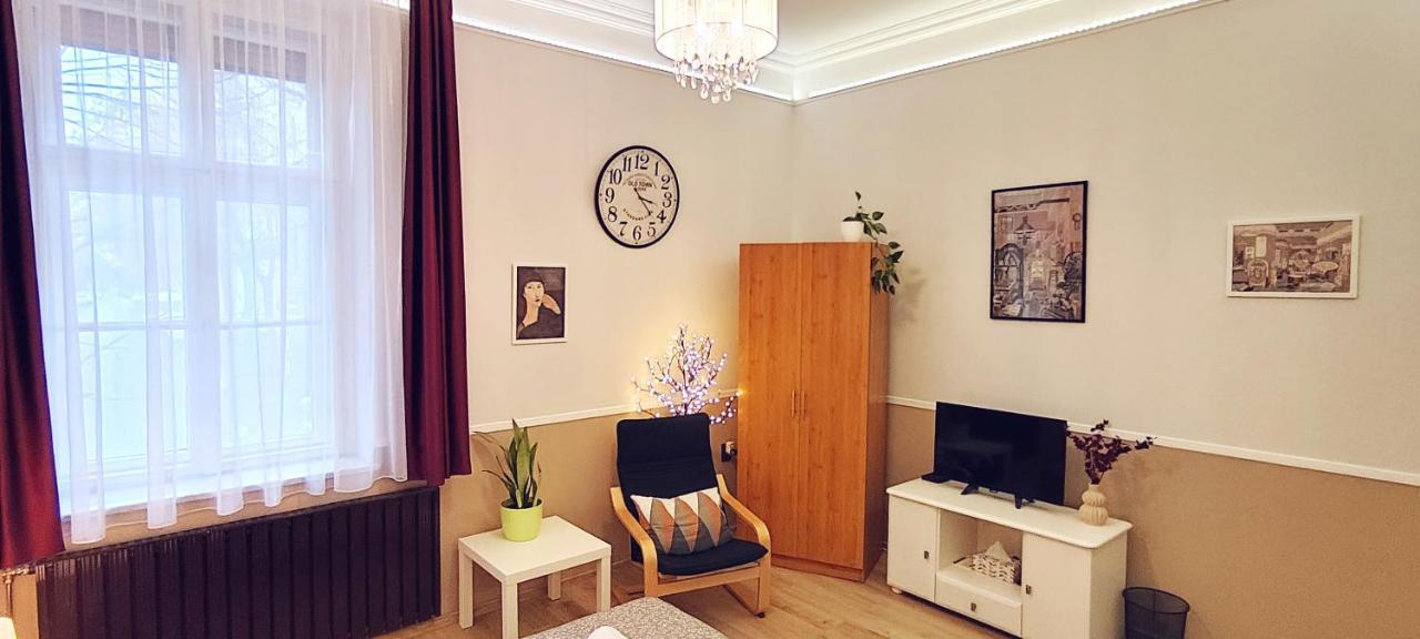 Center Apartman Segedyn Zewnętrze zdjęcie
