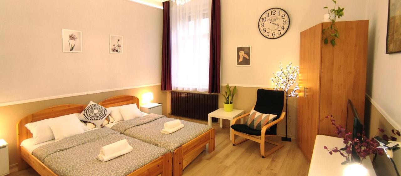 Center Apartman Segedyn Zewnętrze zdjęcie