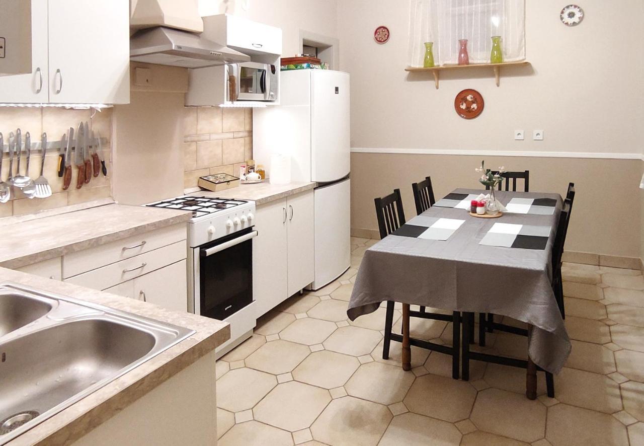 Center Apartman Segedyn Zewnętrze zdjęcie